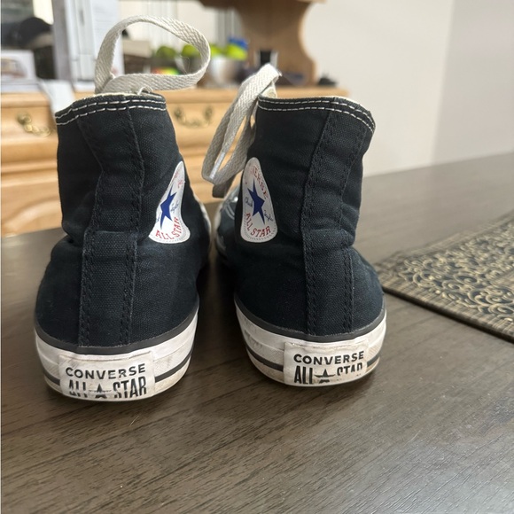 High Top Black Converse - size 9 - Picture 4 of 4